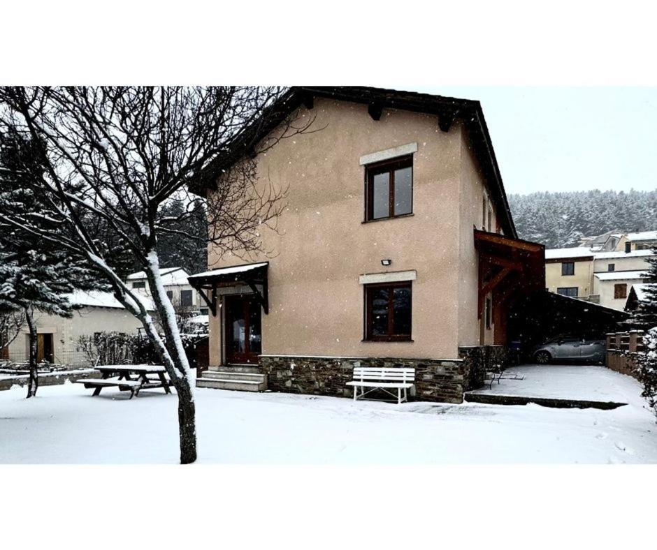 La Granja - Maison Avec Cheminee, Jardin, Baby-Foot Formiguères Buitenkant foto